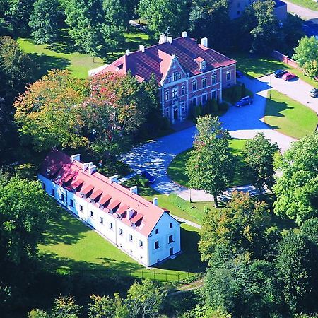 Lezno Palace Exterior foto